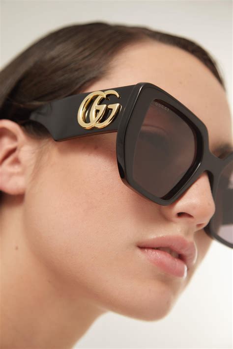 gucci oversized black and green sunglasses with maxi logo|oversized gucci sunglasses for men.